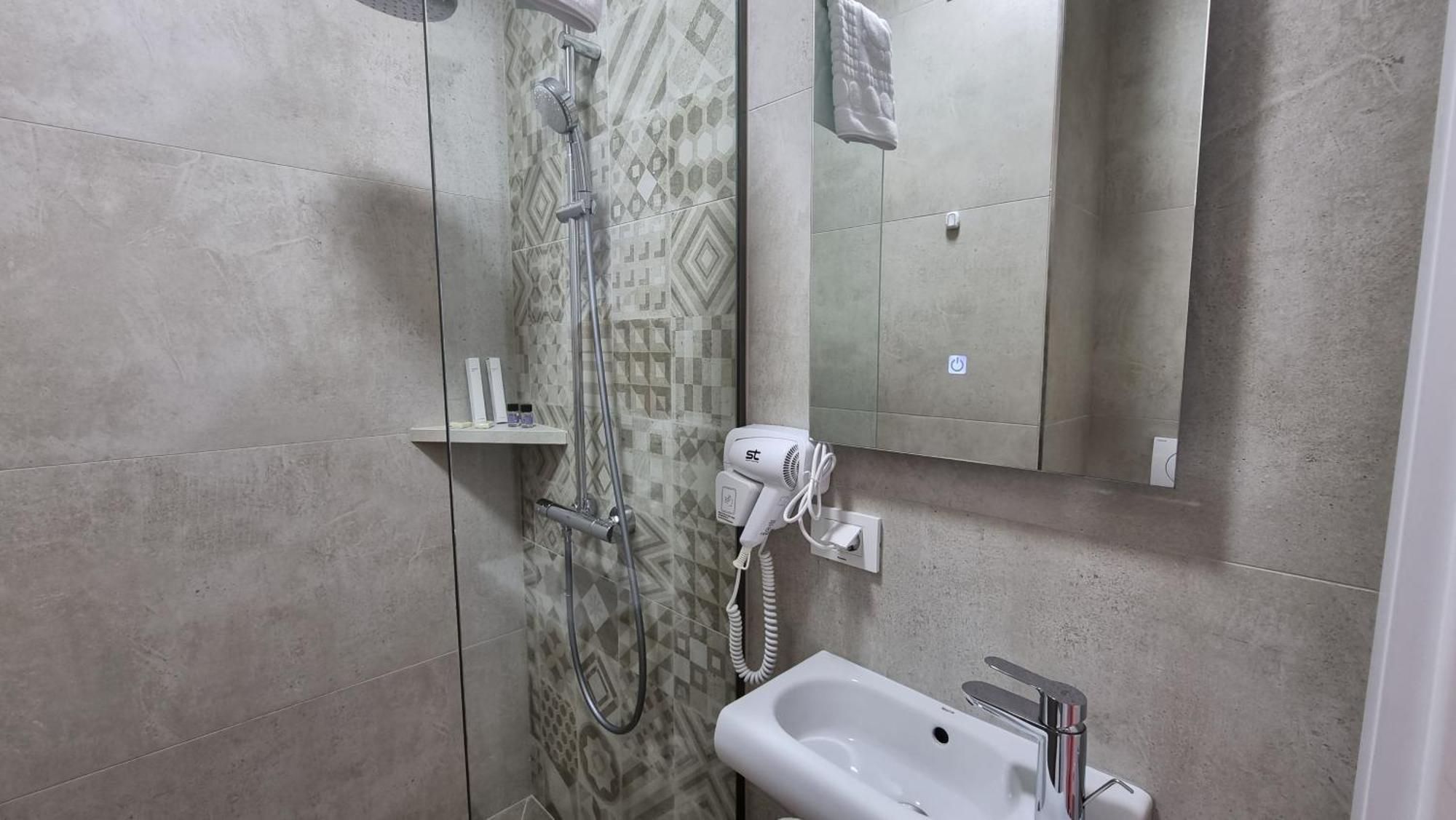 Hotel Luciano Στρούγκα Εξωτερικό φωτογραφία