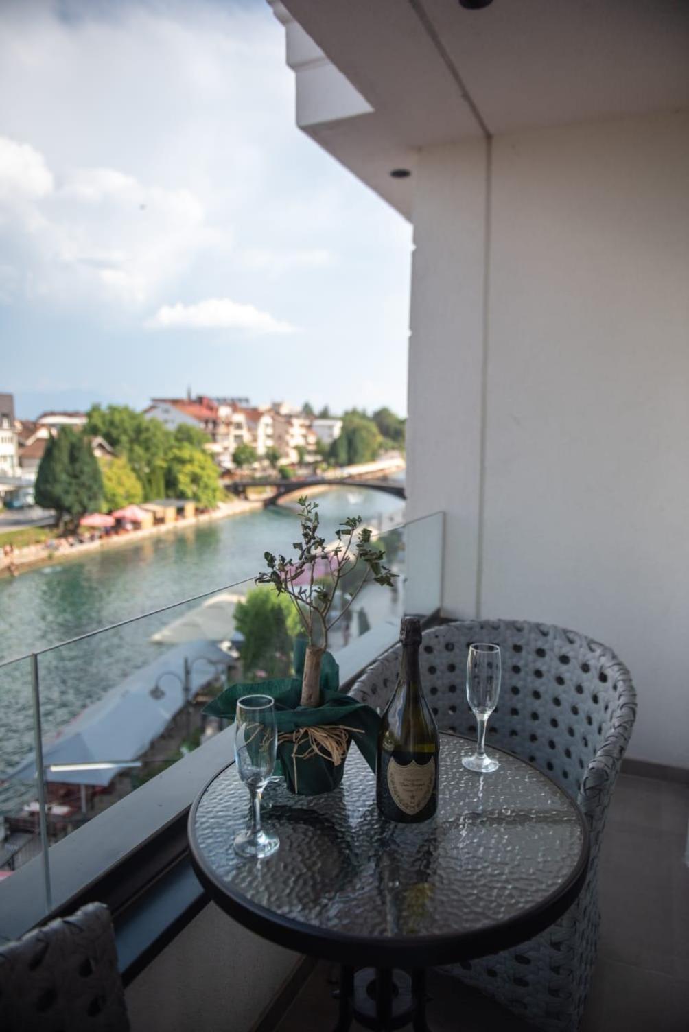 Hotel Luciano Στρούγκα Εξωτερικό φωτογραφία